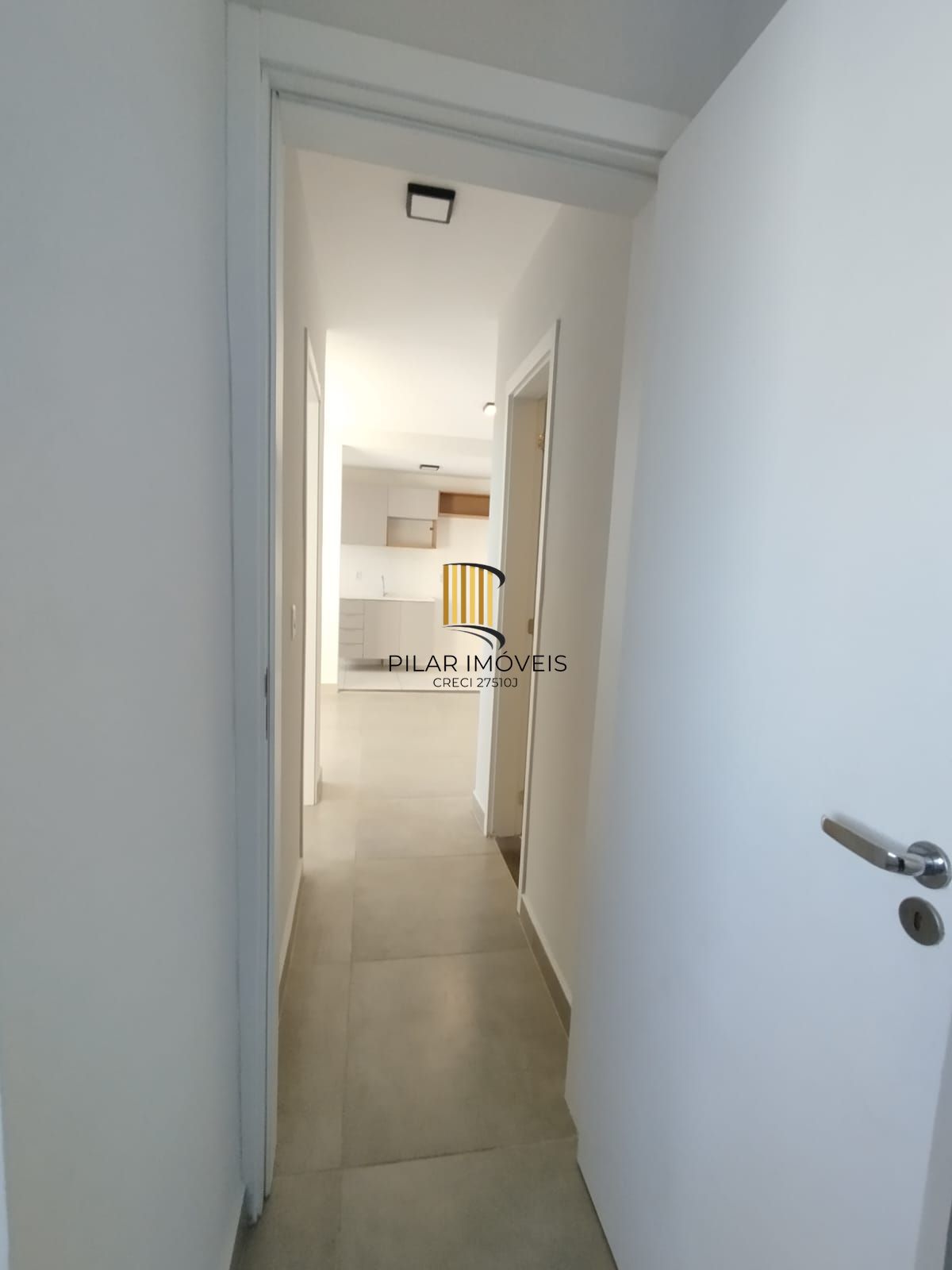 Apartamento 2 dormitórios, com garagem, bairro Tristeza.