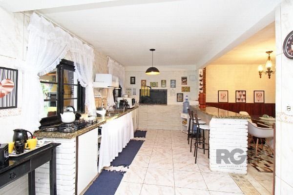 Sítio para Venda - 500m², 5 dormitórios, sendo 2 suites, 3 vagas - Lageado