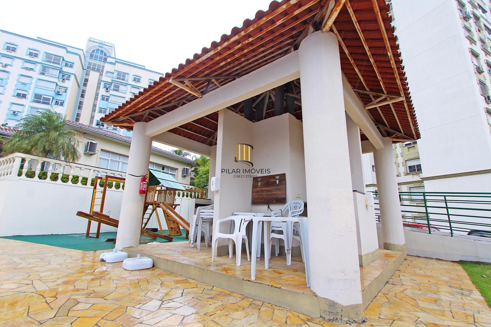 Apartamento Semimobiliado com Vista Panorâmica