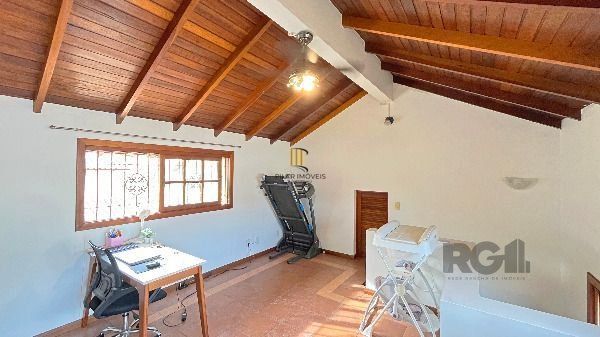 Casa de Condomínio 3 dormitórios no bairro Espírito Santo