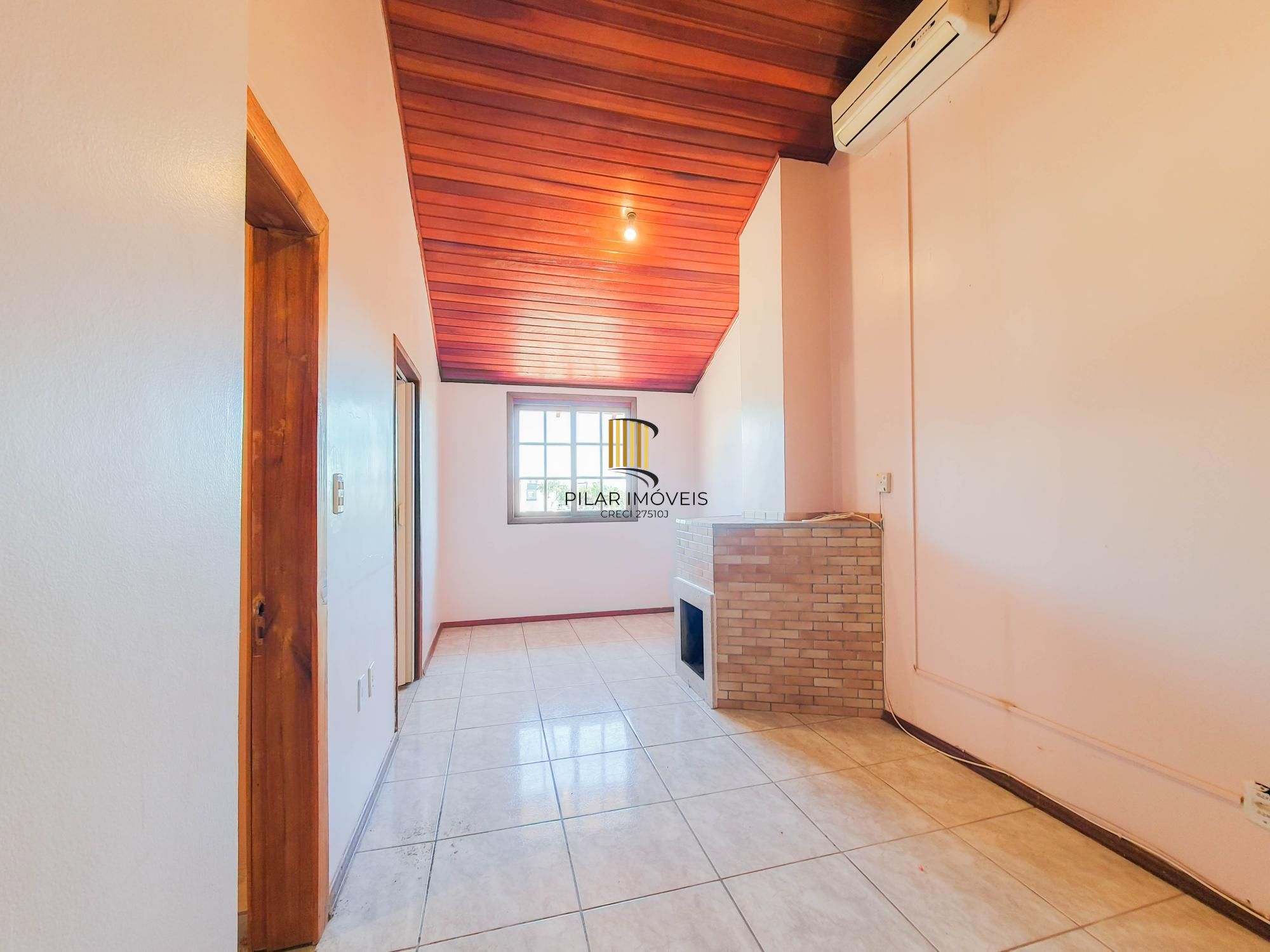 No bairro Serraria, casa em condomínio com 3 dormitórios
