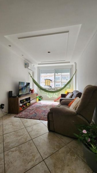 Apartamento em Porto Alegre, no bairro Vila Assunção, com 2 dormitório(s), e 2 banheiros, à venda.