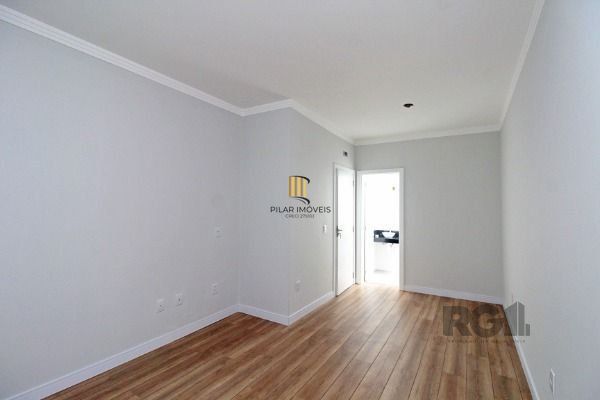 Casa Condominio em Porto Alegre, no bairro Aberta dos Morros, com 3 dormitório(s), e 3 banheiros, à venda.