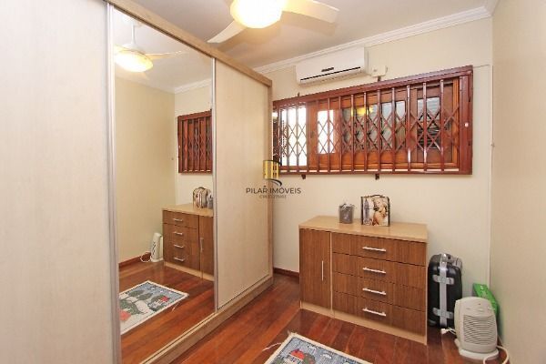 Casa para Venda - 287.96m², 4 dormitórios, sendo 1 suites, 4 vagas - Imperial Parque