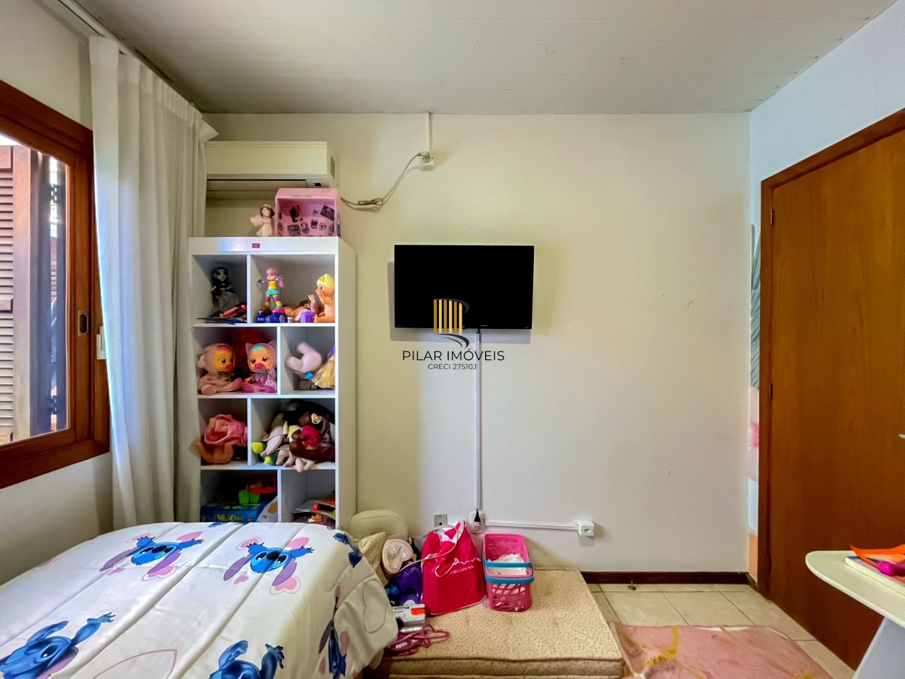 Casa 3 dormitórios no bairro Hípica