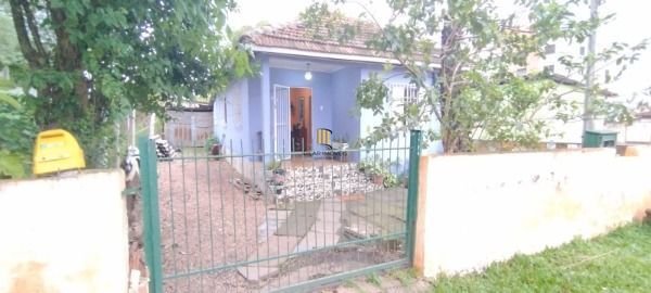 Terreno em Porto Alegre, no bairro Nonoai, à venda.
