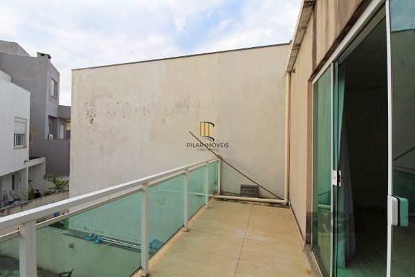 Casa Condominio para Venda - 137m², 3 dormitórios, sendo 1 suites, 3 vagas - Hípica