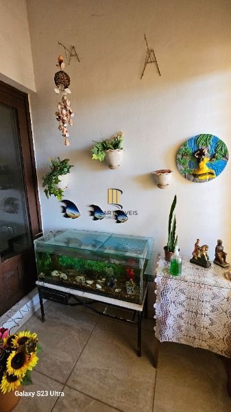 Casa em Porto Alegre, no bairro Belém Novo, com 3 dormitório(s), e 3 banheiros, à venda.