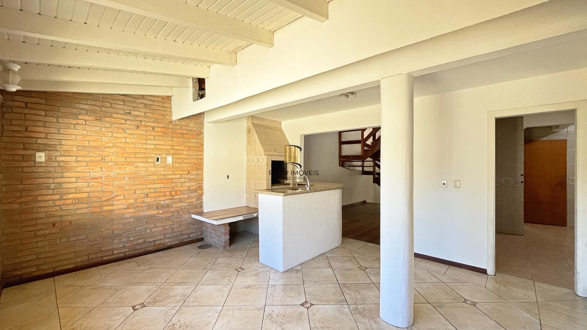 Casa 5 dormitórios no bairro Ipanema