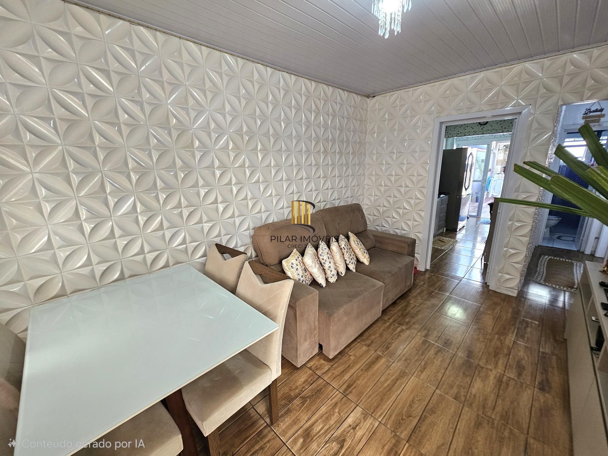 Casa com piscina e salão de festas na Rua Capitão Pedroso bairro Restinga zona sul de Porto Alegre !