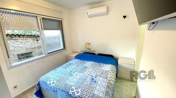 Apartamento em Porto Alegre, no bairro Cristal, com 1 dormitório(s), e 1 banheiros, à venda.