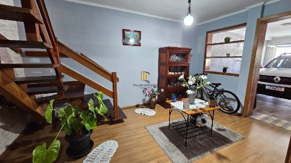 Casa 3 dormitórios no bairro Vila Nova