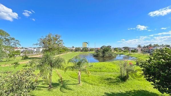 Casa Condominio em Porto Alegre, no bairro Hípica, com 3 dormitório(s), e 3 banheiros, à venda.