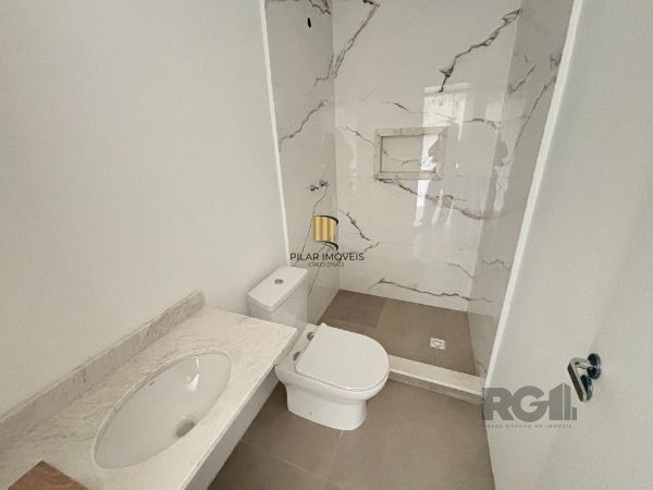 Casa Condominio em Porto Alegre, no bairro Campo Novo, com 3 dormitório(s), à venda.