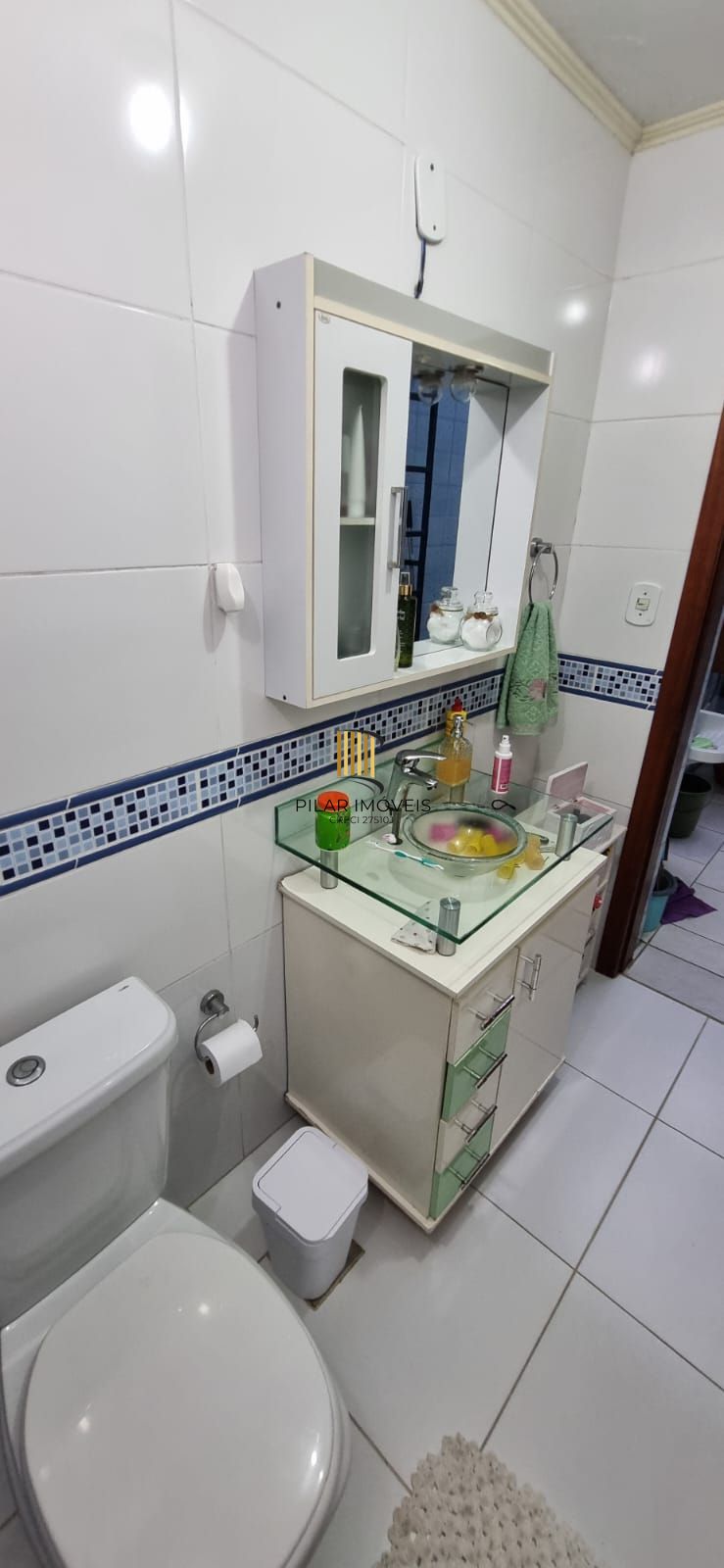 Casa com pavilhão