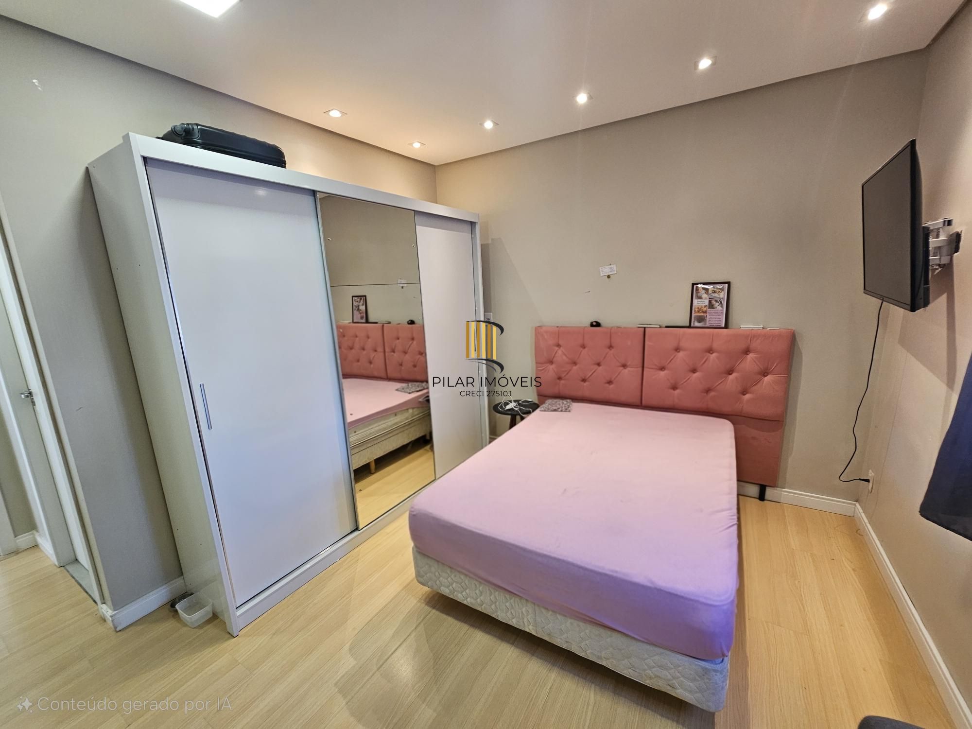 Casa de Condomínio 3 dormitórios no bairro Hípica