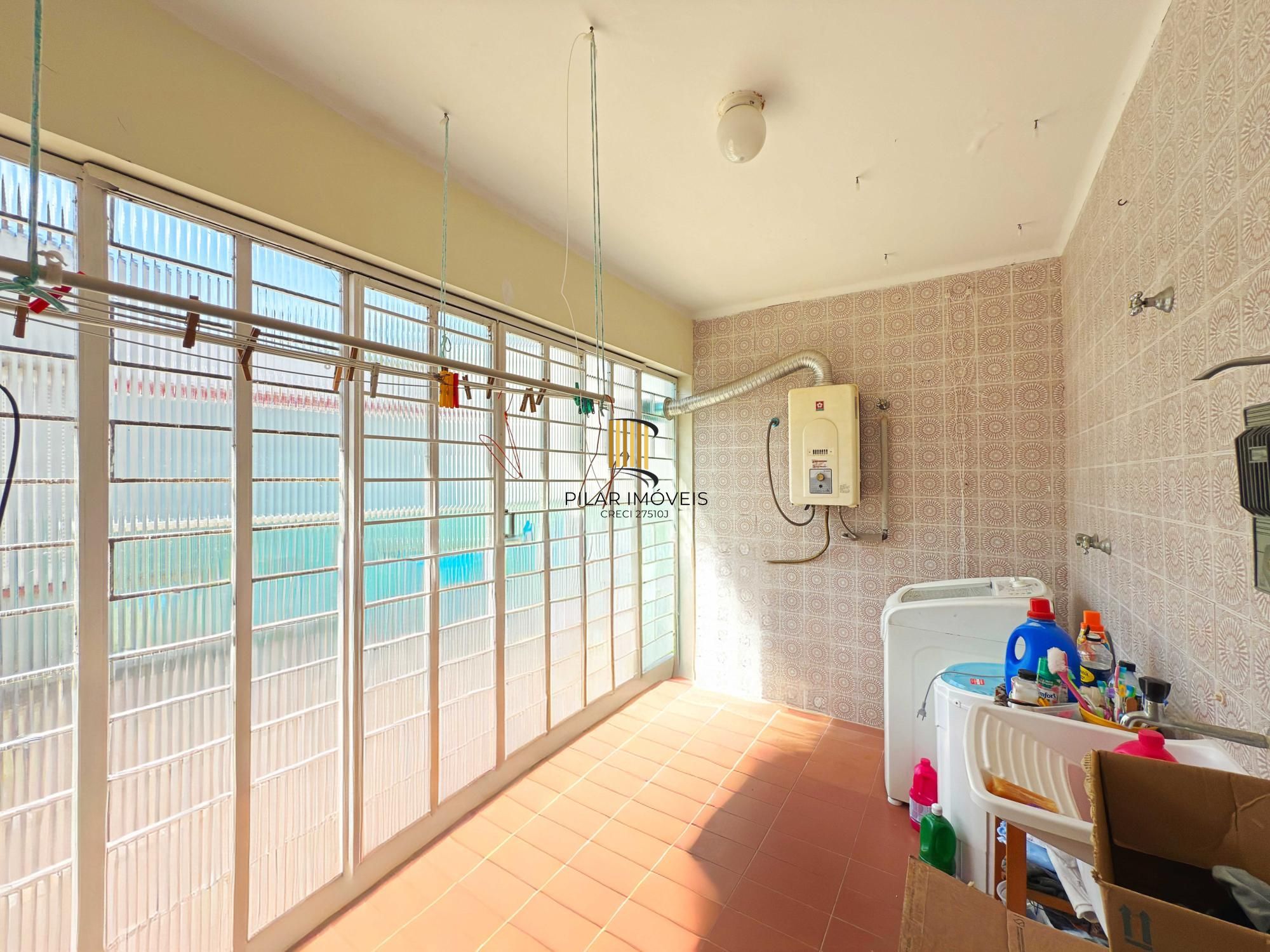 Casa Térrea com Piscina e 3 Dormitórios – Coração de Ipanema