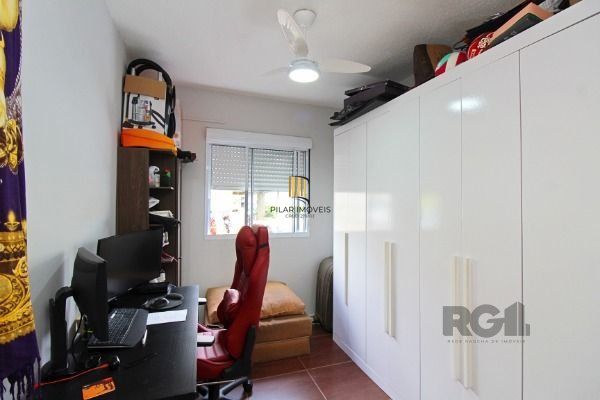 Apartamento em Porto Alegre, no bairro Vila Nova, com 2 dormitório(s), e 2 banheiros, à venda.