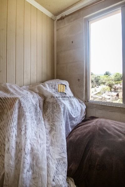 Apartamento em Porto Alegre, no bairro Vila Nova, com 2 dormitório(s), e 2 banheiros, à venda.