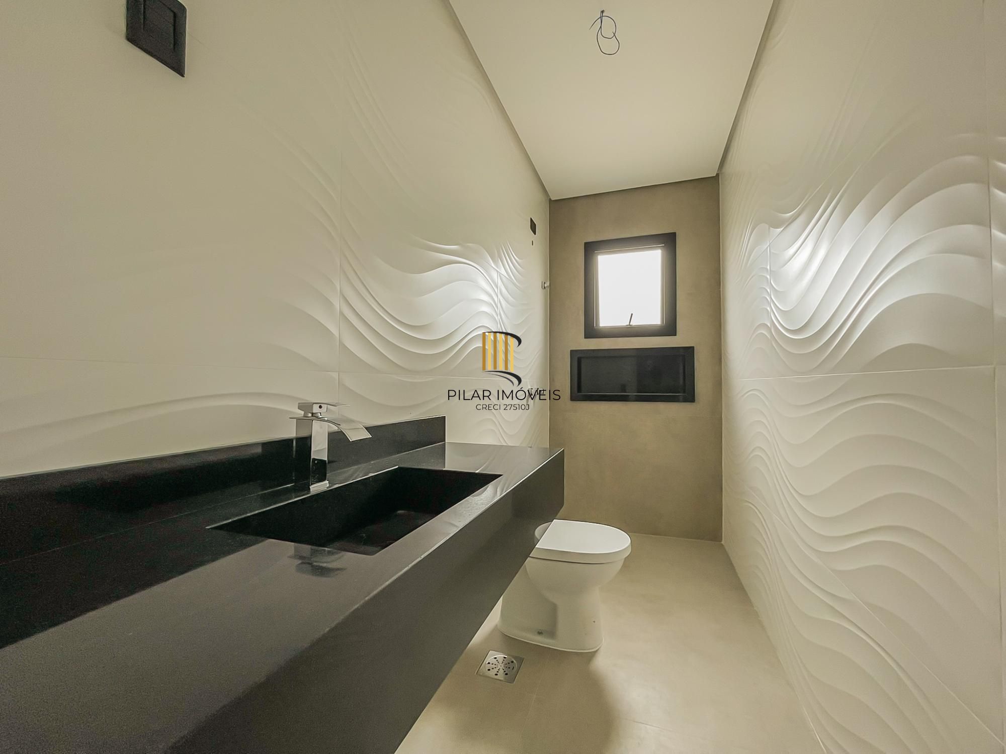 Casa de Condomínio 3 dormitórios no bairro Hípica