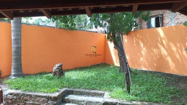 Casa para Venda - 144m², 2 dormitórios, 2 vagas - Lomba do Pinheiro