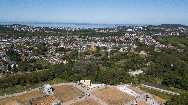 Terreno em Porto Alegre, no bairro Campo Novo, à venda.
