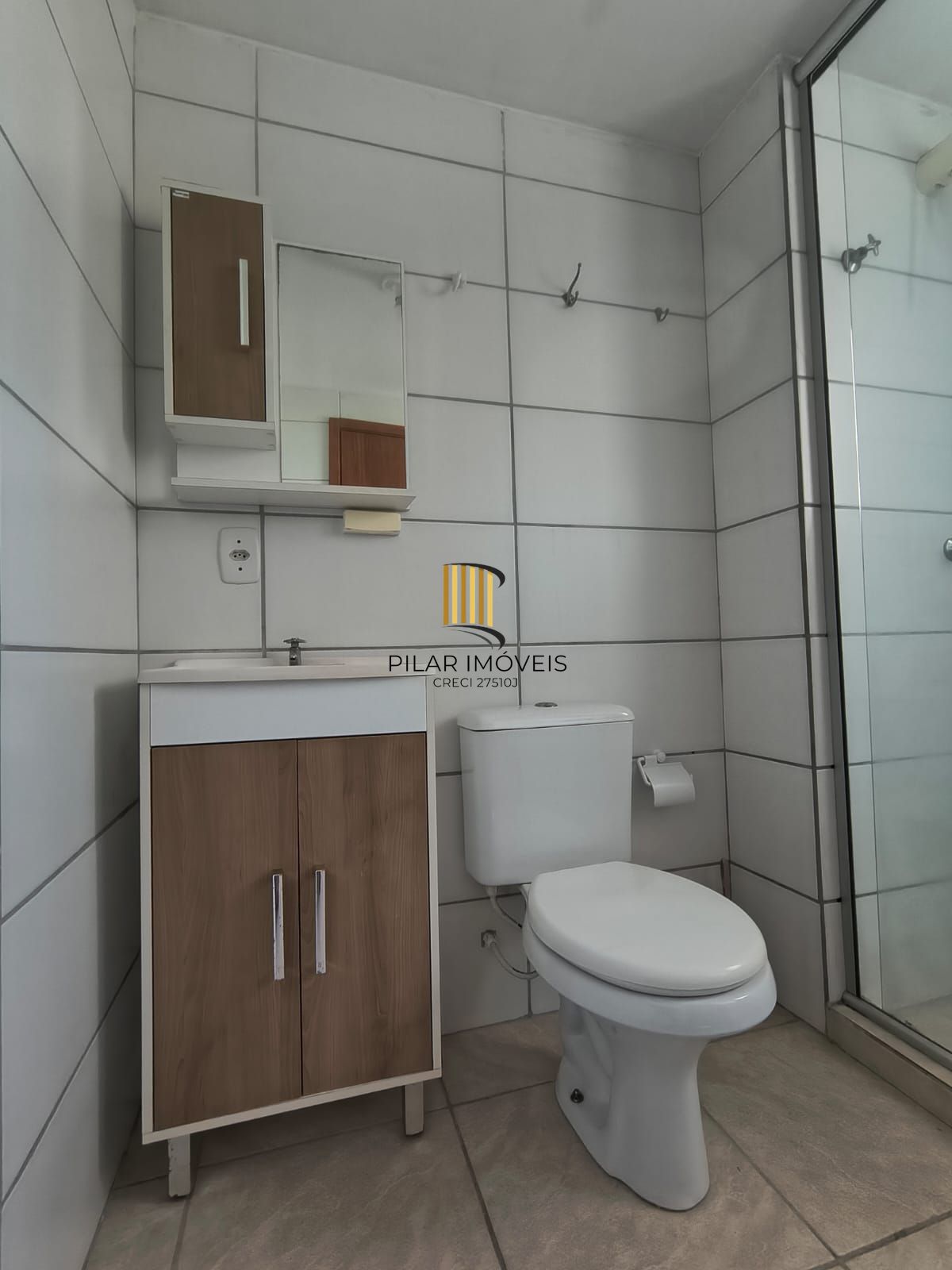 Apartamento de 2 dormitórios no bairro Chapéu do Sol