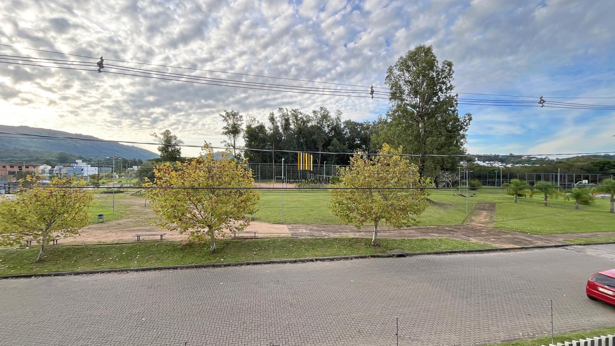 Casa Condominio em Porto Alegre, no bairro Hípica, com 3 dormitório(s), e 3 banheiros, à venda.