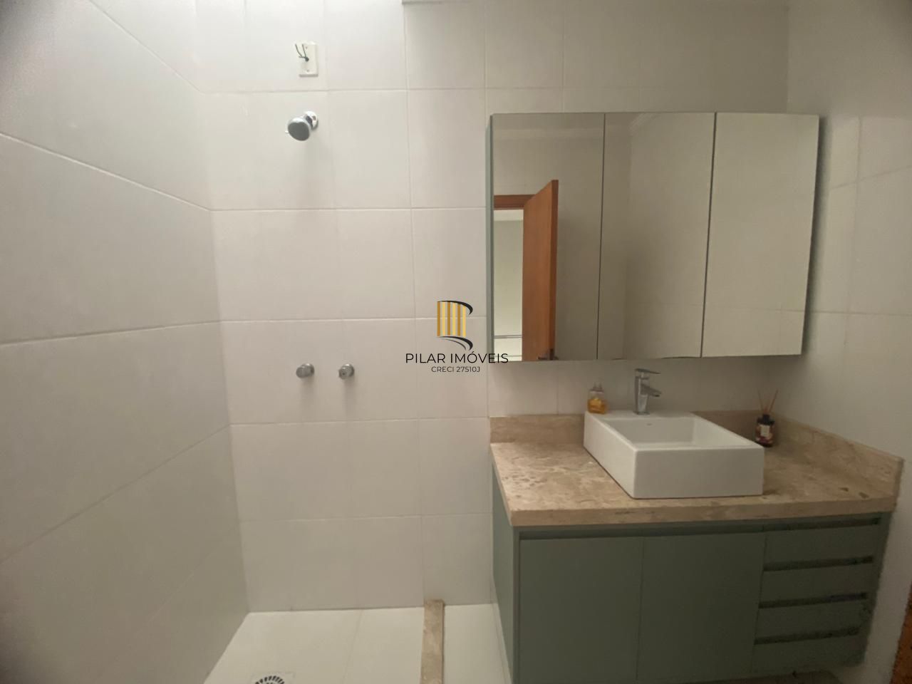 Hípica casa 03 dormitórios Jardins do Prado