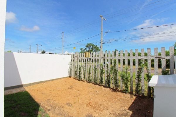 Casa Condominio em Porto Alegre, no bairro Hípica, com 3 dormitório(s), e 3 banheiros, à venda.