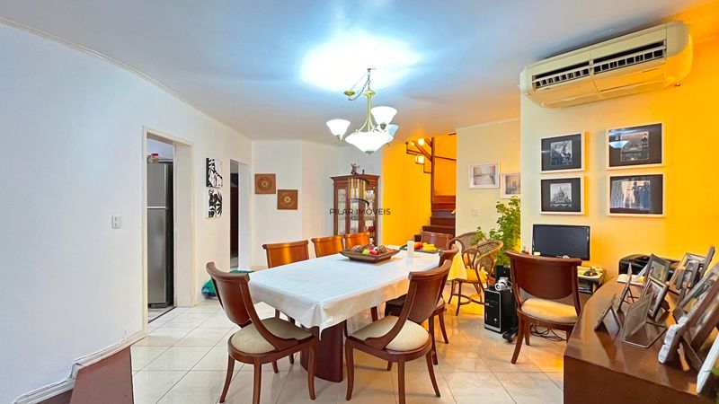 Casa de esquina com 285m², 3 dormitórios, sendo 1 suites, 4 vagas - amplo pátio com piscina,  Residencial Bahamas