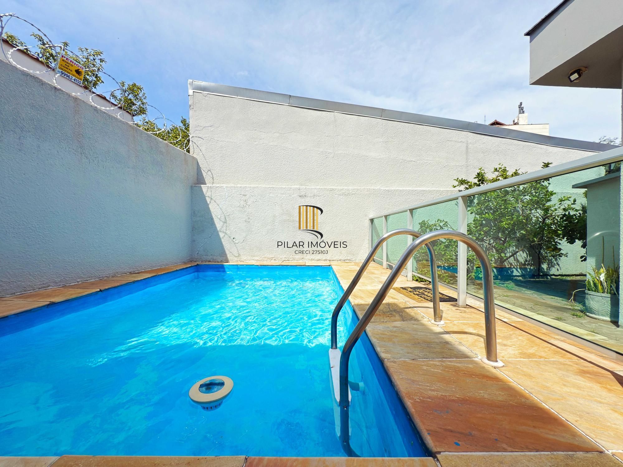 Casa Térrea com Piscina e 3 Dormitórios – Coração de Ipanema