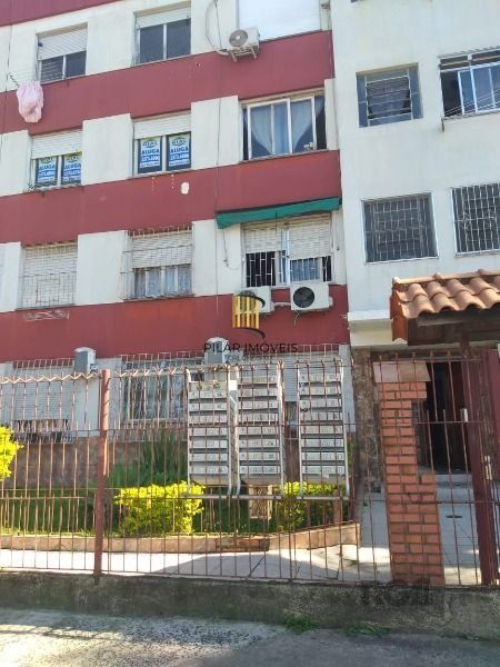Apartamento JK em Porto Alegre, no bairro Jardim Leopoldina, com 1 dormitório(s), e 1 banheiros, à venda. - Pilar Imóveis