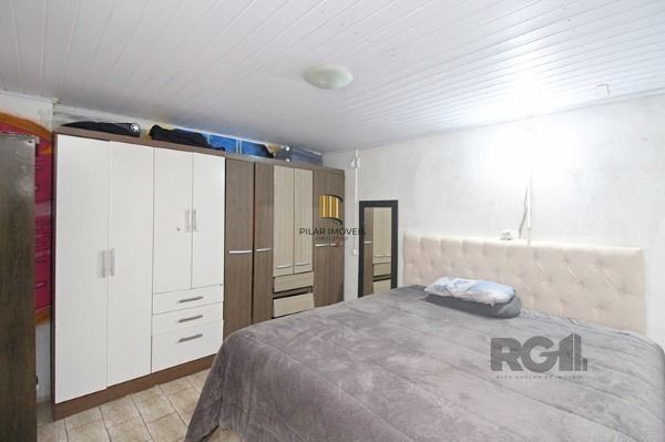 Casa em Porto Alegre, no bairro Cavalhada, com 4 dormitório(s), e 4 banheiros, à venda.