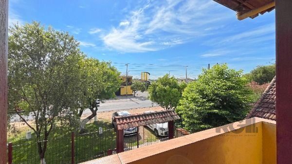Casa 3 dormitórios no bairro Hípica