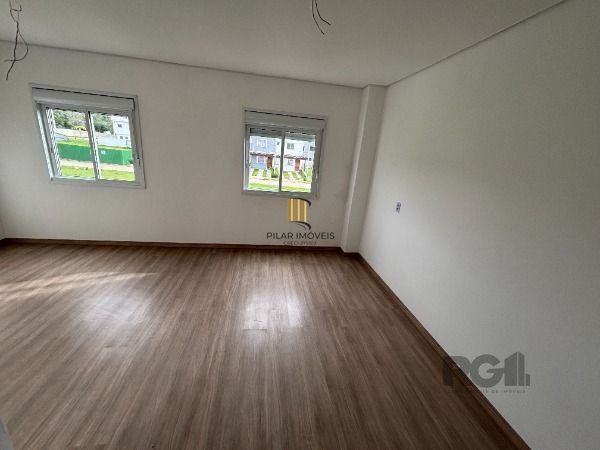 Casa Condominio em Porto Alegre, no bairro Campo Novo, com 3 dormitório(s), à venda.