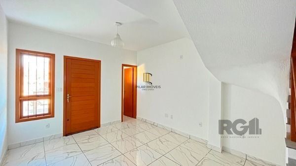 Casa para Venda - 79m², 2 dormitórios, sendo 2 suites, 2 vagas - Portal do Guarujá