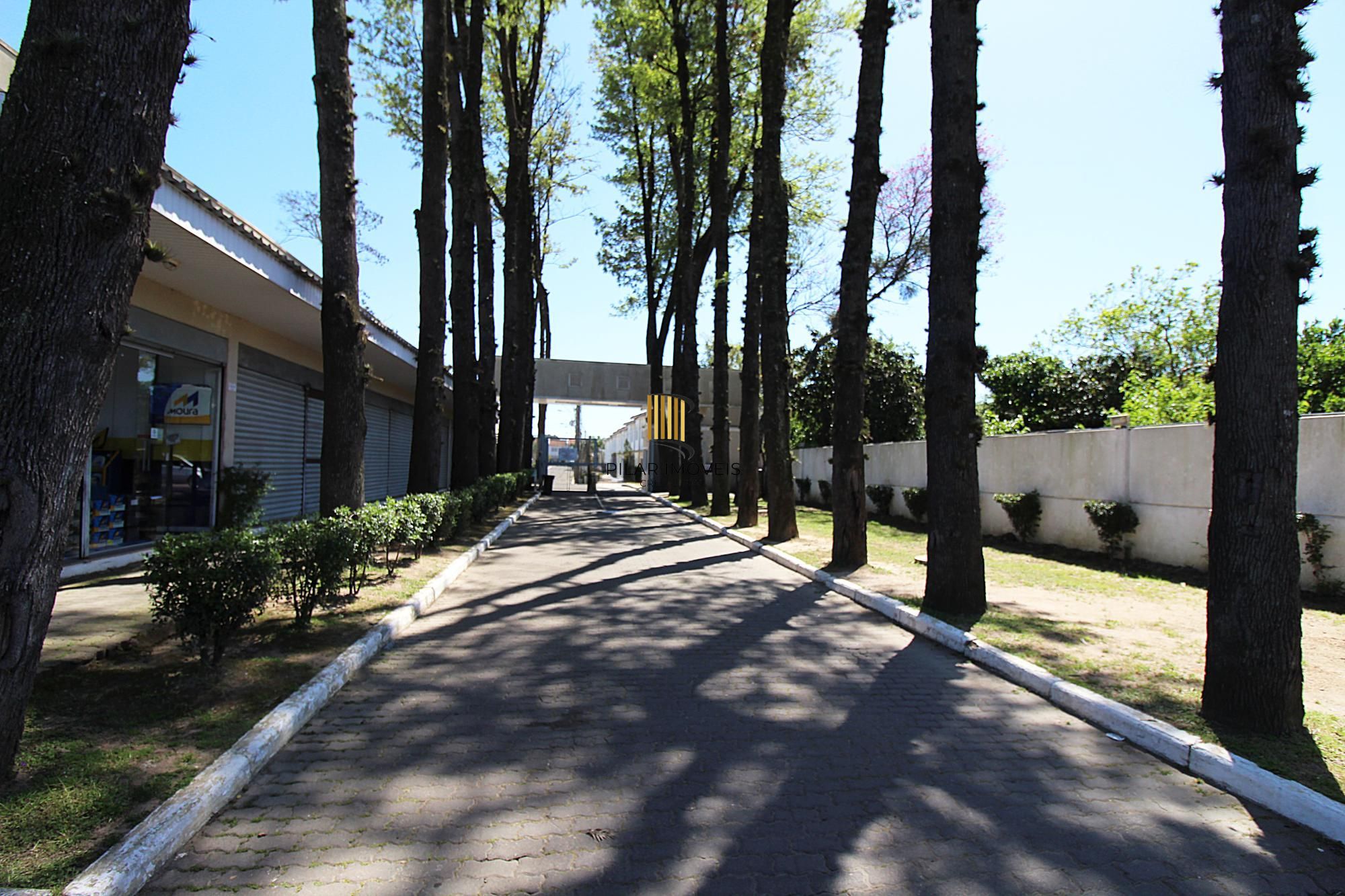 Casa em condomínio em Porto Alegre, no bairro Hípica, com 3 dormitório(s)
