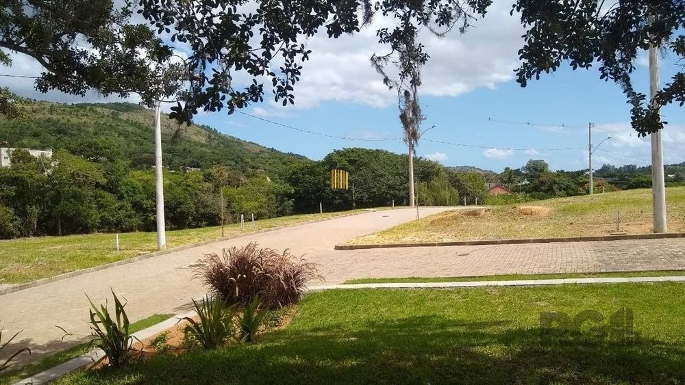 Terreno com 229,50 m² em Condominio para Venda -  Campo Novo