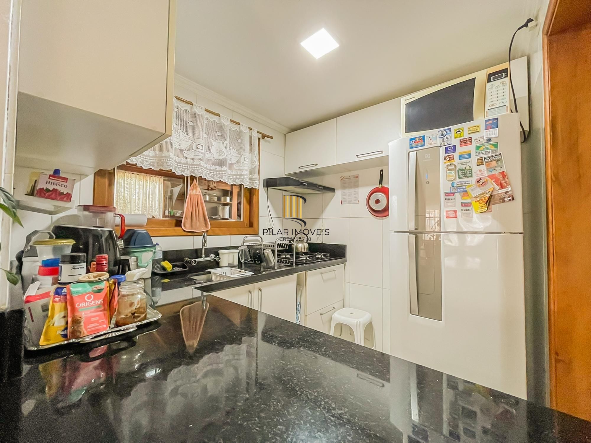 Casa 3 dormitórios no bairro Hípica