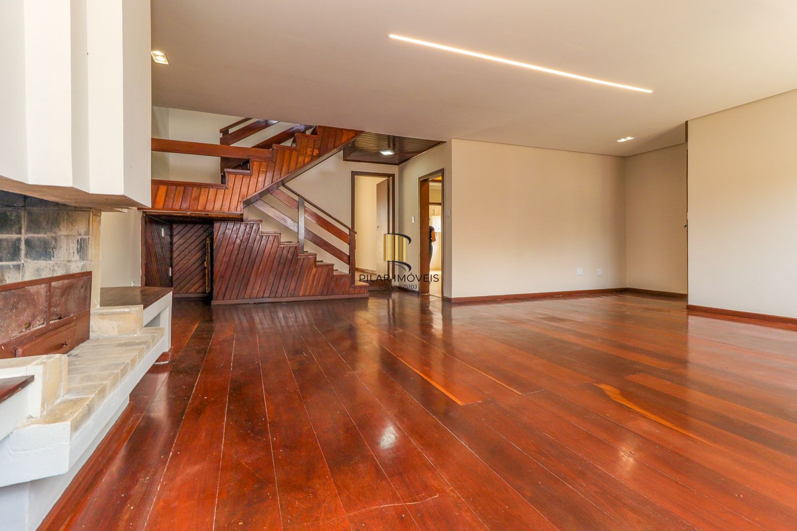 Excelente residência com 4 dormitórios