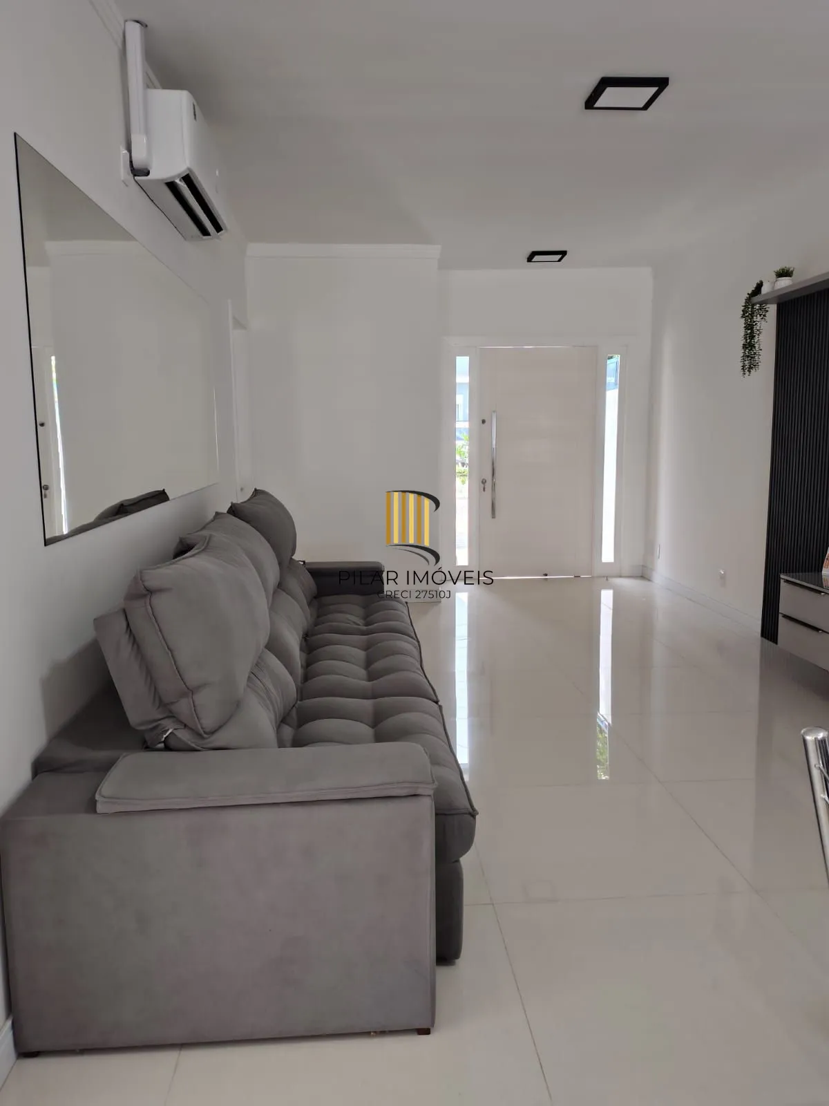 Casa para Venda - 100m², 3 dormitórios, sendo 1 suites, 1 vaga - Lagos De Nova Ipanema
