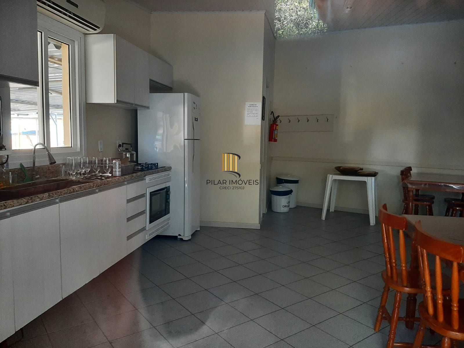 Apartamento 2 dormitórios no bairro Cavalhada