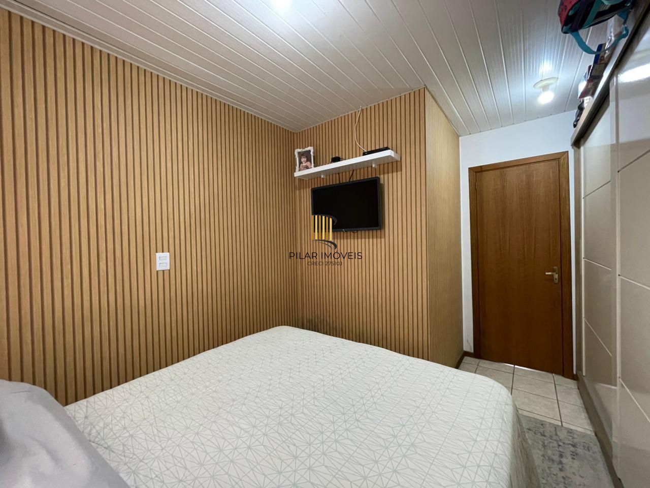 Casa 3 dormitórios no bairro Hípica