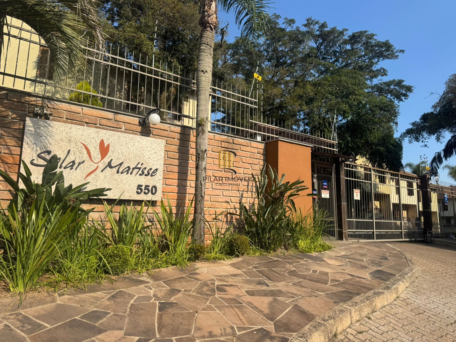 Casa em Condomínio no Jardim Isabel com 270m², 3 dormitórios, 4 vagas - Pilar Imóveis