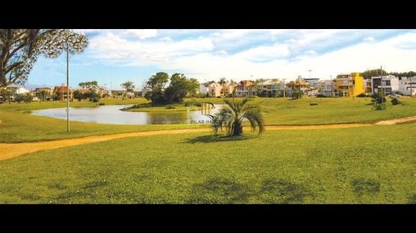 Casa para Venda - 131.96m², 3 dormitórios, sendo 1 suites, 2 vagas - Lagos De Nova Ipanema