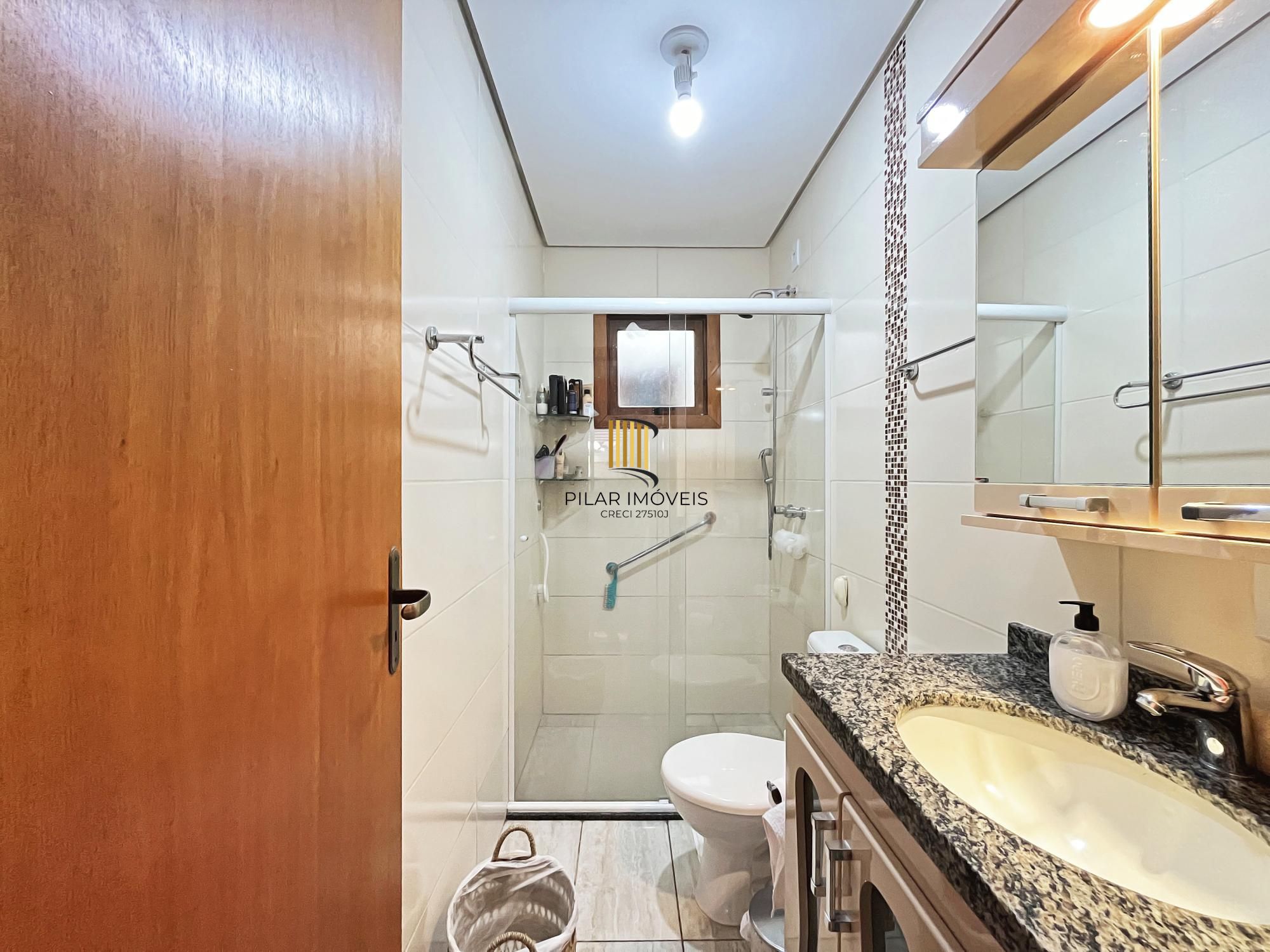 Casa  3 dormitórios, sendo 2 suites no Residencial Hipica Boulevard - zona sul de Porto Alegre.