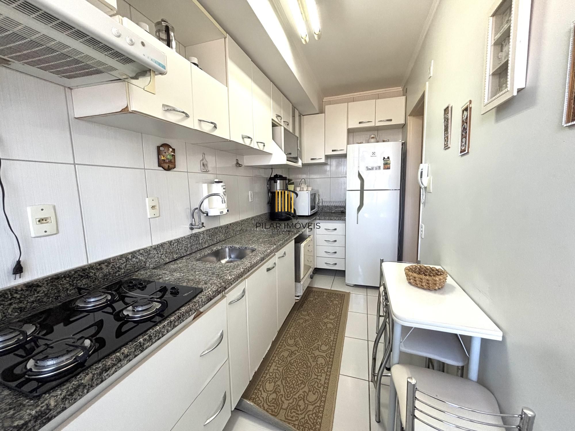 Apartamento 100% mobiliado,2 dormitórios, vaga rotativa, barra shopping, 63m²