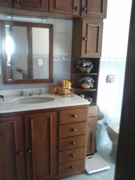 Casa Condominio para Venda - 239.71m², 3 dormitórios, sendo 1 suites, 2 vagas - Cavalhada