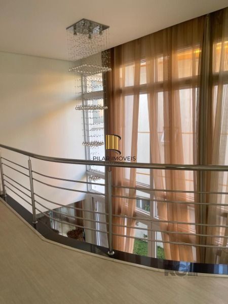 Casa Condominio em Porto Alegre, no bairro Jardim Carvalho, com 3 dormitório(s), à venda.